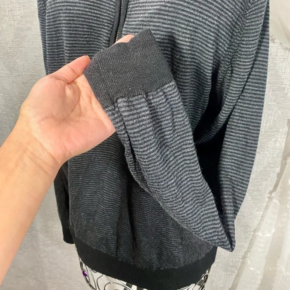 Untuckit 100% Merino wool 3/4 zip striped knit sweater size L